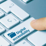 Image d'un clavier avec une touche comportant un dossier et la phrase suivante : Digital Accessibility